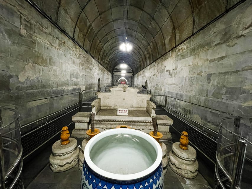 Beijing: Great Wall and Ming Tomb All-inclusive Private Tour - The real value of a private vehicle