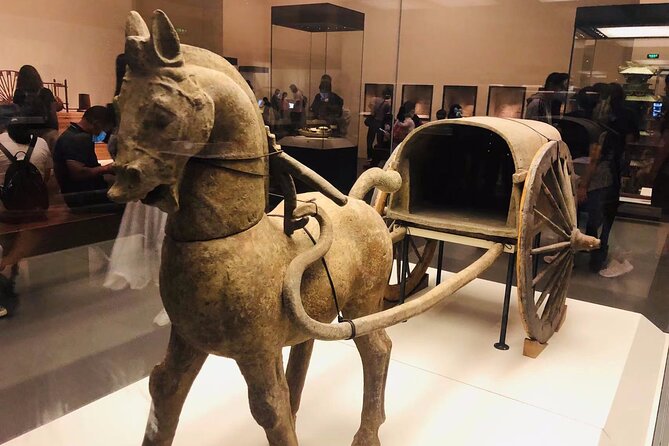 Beijing Half Day: National Museum of China In-depth Tour with Subway Transfer - Ancient China, from painted pottery to the 1911 Revolution