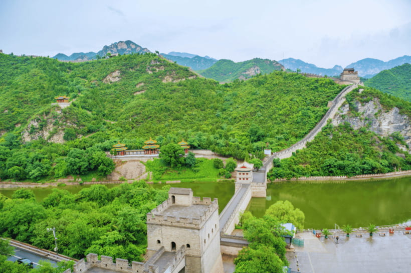 Beijing: Huanghuacheng Lakeside Great Wall Bus/Private Tour - What the $37 price really buys you