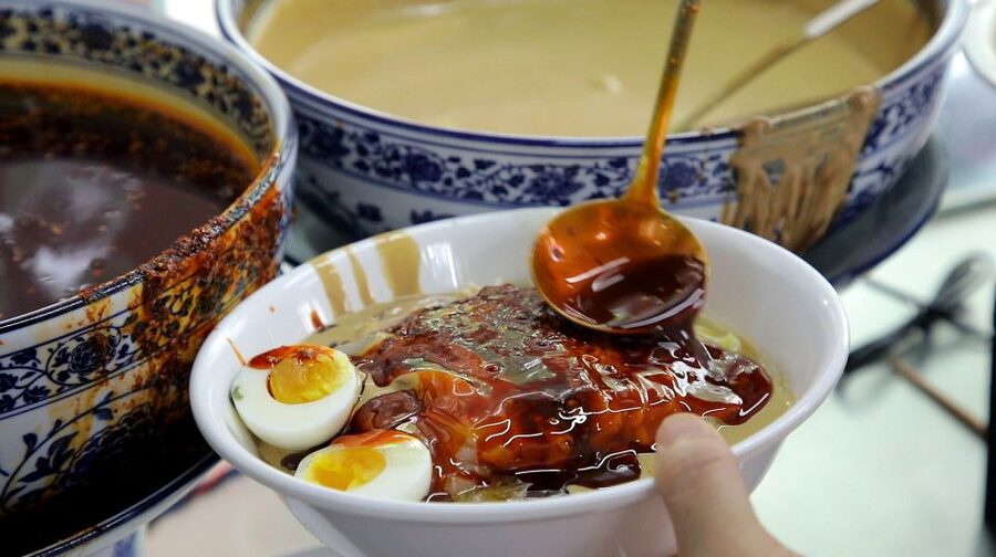 Beijing: Hutong Culinary Walking Tour with 15+ Tastings - Starting at Dongsi Subway Station Exit B