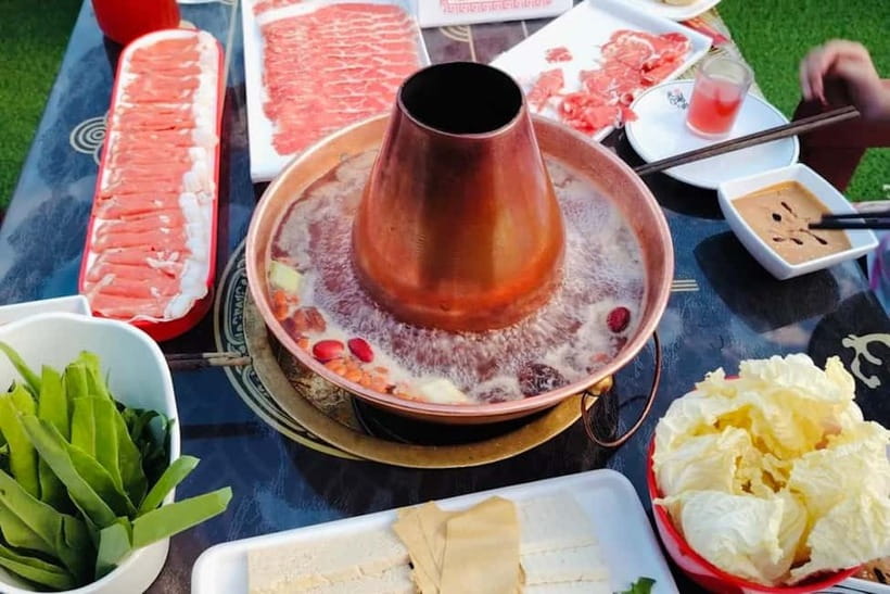 Beijing Hutong Dinner and Beer Walking Private Tour - Shichahai dinner and Beijing’s changing food culture