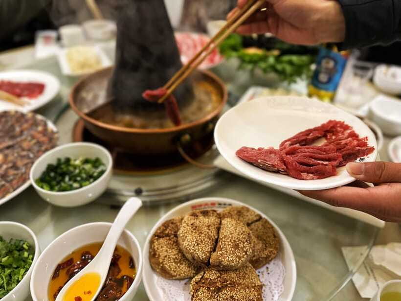 Beijing Hutong Food Crawl Delights: Peking duck, Hotpot&More - What your guide adds to the evening