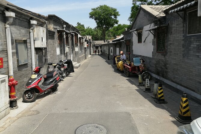 Beijing Hutongs Walking Tour - Mao’er Hutong and Empress Wanrong’s former home