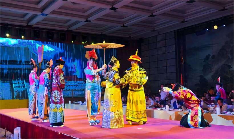 Beijing: Imperial Cuisine Experience & Cultural Performance - Key points to know before booking