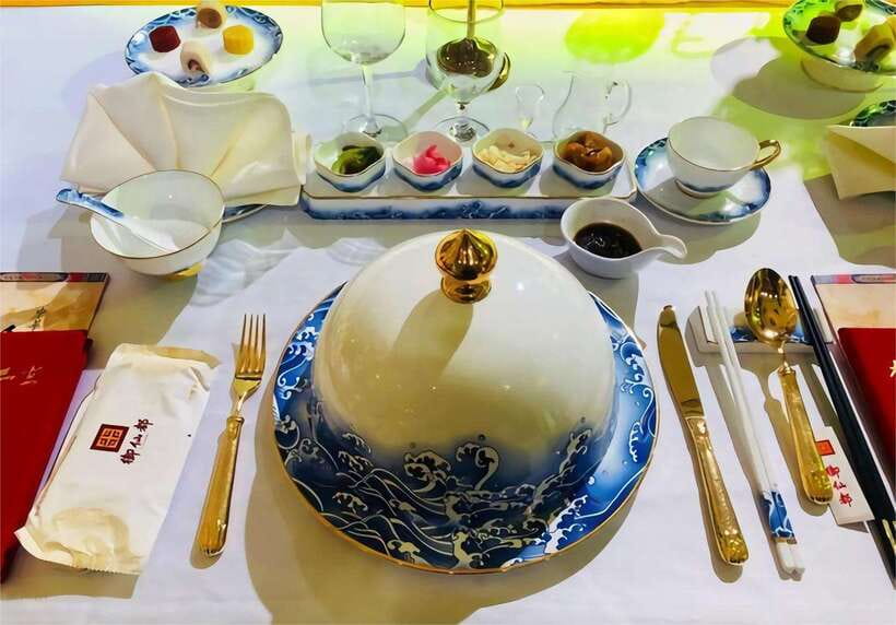 Beijing: Imperial Cuisine Experience & Cultural Performance - Inside the Yuxiandu Imperial Cuisine Museum