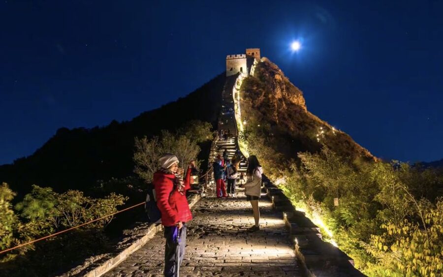 Beijing: Jinshanling and Simatai Wall&Gubei Watertown Tour - Why this route is worth the long ride from Beijing