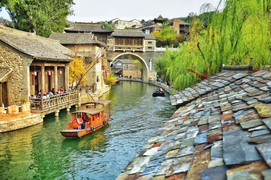 Beijing: Jinshanling and Simatai Wall&Gubei Watertown Tour - What to pack and how to pace yourself