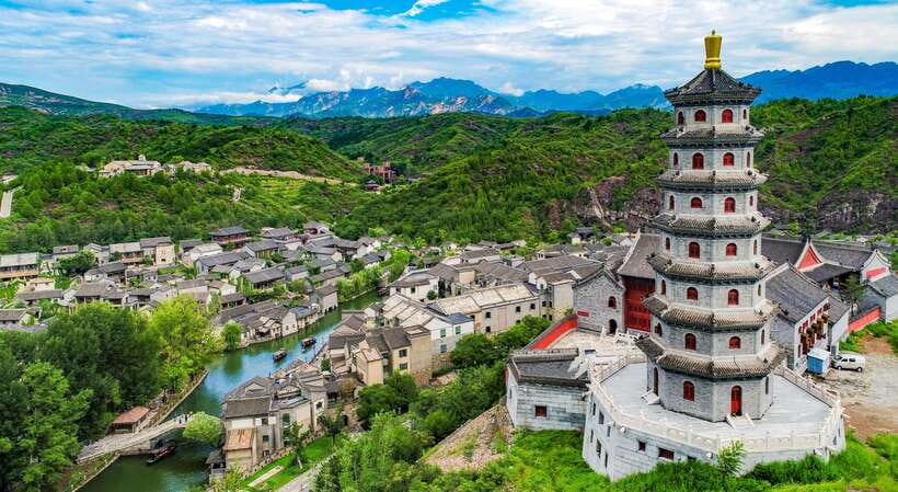 Beijing: Jinshanling Great Wall Private Tour with Options - What the $175 price is buying you