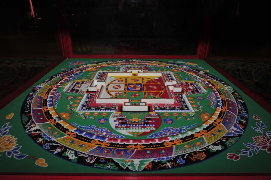 Beijing: Lama Temple, Confucius Temple and Guozijian Museum - Hotel pickup, transport, and the private-car choice
