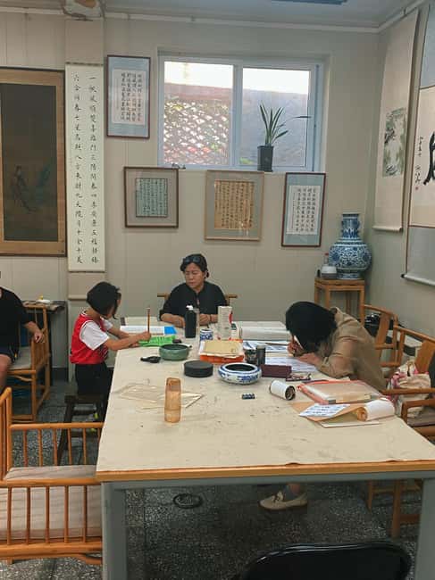 Beijing liulichang : Learn Calligraphy orCarving from Master - Key points to know before booking