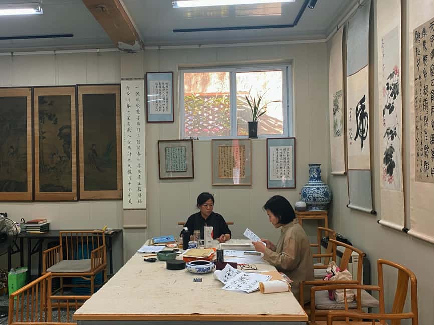 Beijing liulichang : Learn Calligraphy orCarving from Master - Choosing your art form