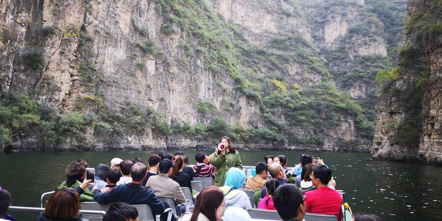 Beijing: Longqing Gorge, Ming Tombs & Lunch Private Day Tour - The countryside lunch between nature and history