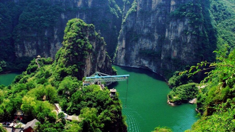 Beijing: Longqing Gorge, Ming Tombs & Lunch Private Day Tour - Longqing Gorge and the ride above the valley