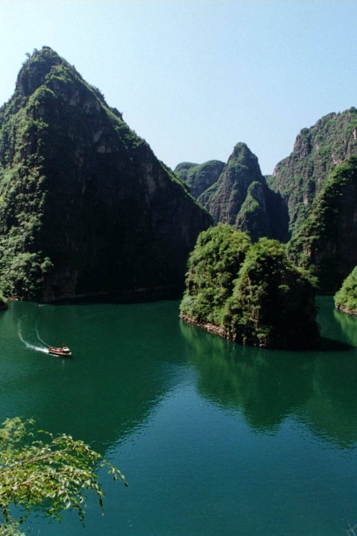 Beijing: Longqing Gorge w/Great Wall or Guyaju Private Tour - Who should choose each version