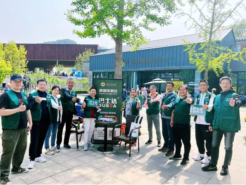 Beijing:Mutianyu Great Wall Bus Day Trips (Optional Add-ons) - What the English guides add