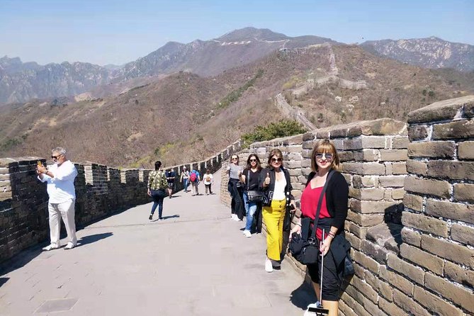 Beijing: Mutianyu Great Wall Private Layover Tour with Options - Choosing between walking, cable car, and toboggan