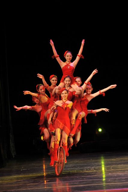 Beijing Night Tour with Acrobatics Show & PekingDuck Dinner - A dusk drive through illuminated Beijing