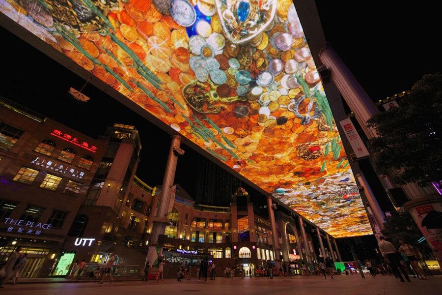 Beijing: Private Sightseeing Nighttime Tour with Transfer - Seasonal choices beyond central Beijing