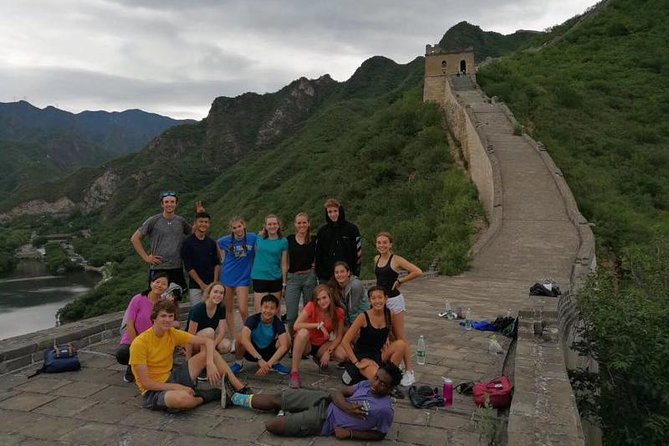Beijing Private Tour:Mutianyu/Badaling Great Wall and Panda House - What the private vehicle changes