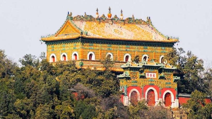 Beijing Private Tour: Summer Palace, Panda House and Options - What the guides add to the day