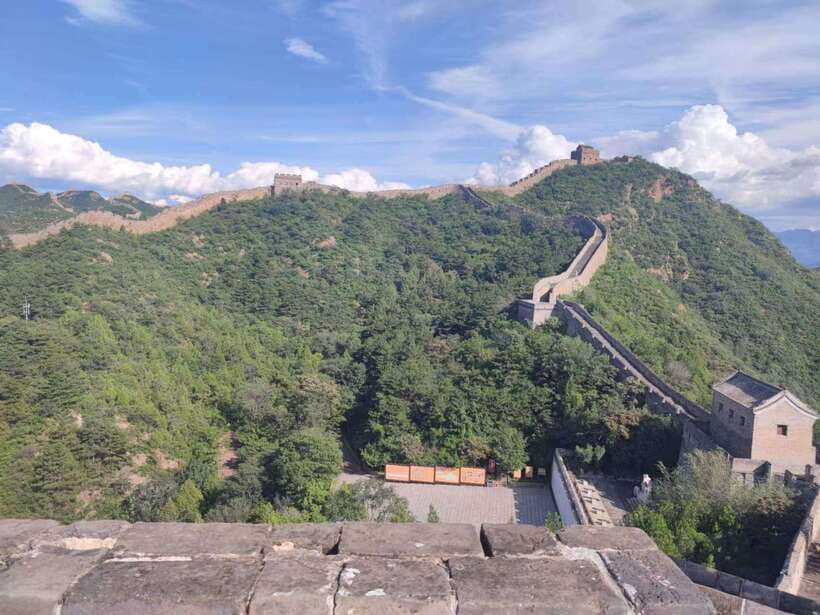 Beijing: Private Tour to Jinshanling Great Wall with Option - Reaching the Jinshanling entrance