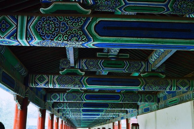 Beijing Private Tour to Temple of Heaven, Panda House and Summer Palace - Chinese lunch with local restaurant help