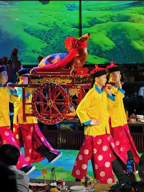 Beijing Royal Banquet with Chinese culture prefermance - Longevity noodles and the final sweets