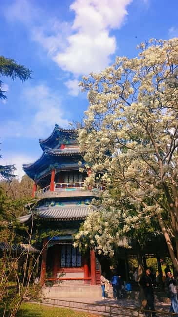 Beijing: Summer Palace Highlight Walking Tour - Marble Boat and the broad sweep of Kunming Lake