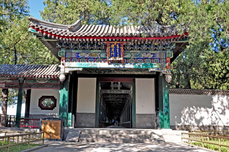 Beijing: Summer Palace, Sacred Road&Ming Tombs Private Tour - The Summer Palace beside Kunming Lake