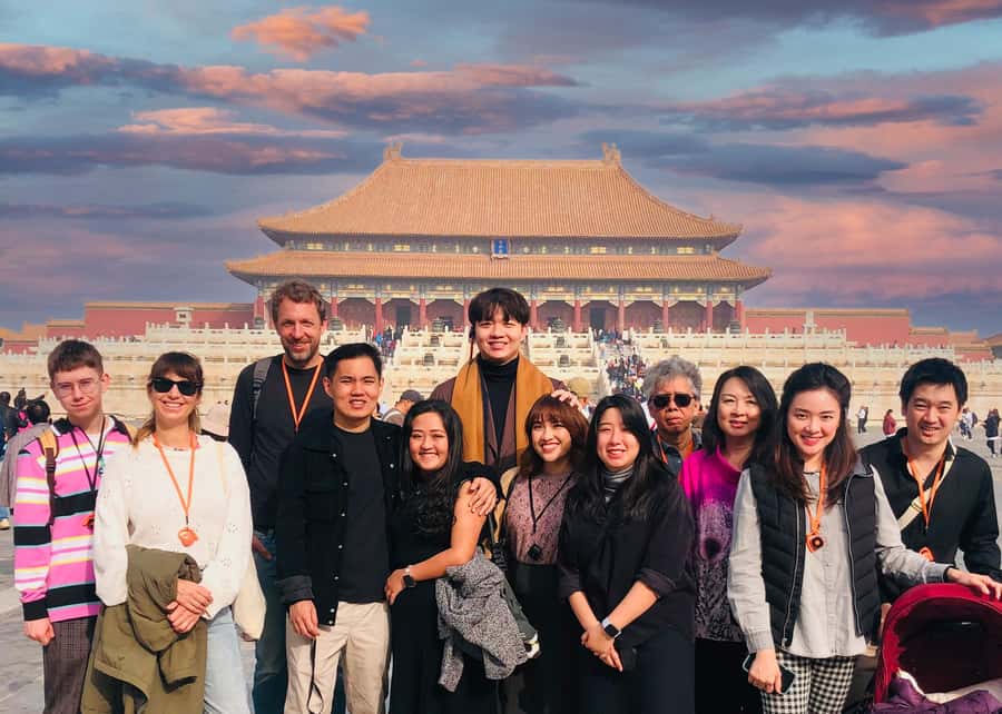 Beijing: Tianmen Square, Forbidden City & Royal Museum Tours - What the guides add to the day