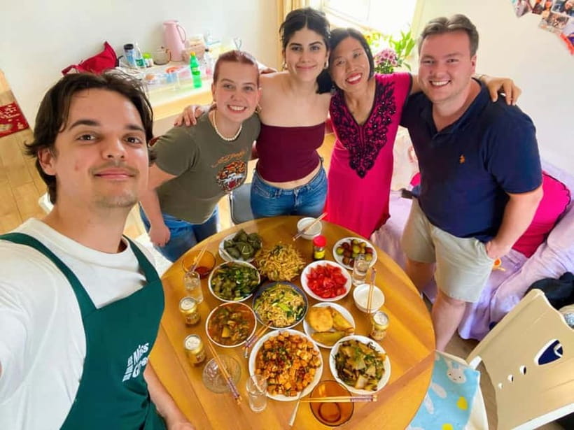 Beijing: Vegan Home Cooking & Local Market Tour with Sanxia - Key points to know before booking