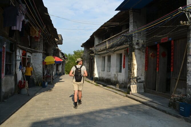 Best of Guilin Li River Xianggong Hill and Yulong River - What the $89 price really covers