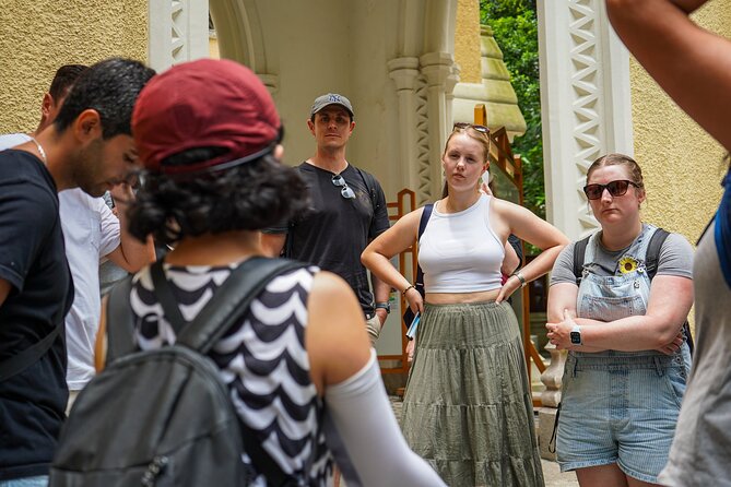 Between Capitalism & Communism: Hong Kong History Tip Based Tour - Starting at the Court of Final Appeal