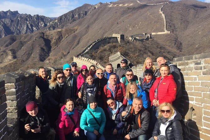 BusDa-Mutianyu Great Wall Sightseeing Full-day Bus Tours - Arriving at Mutianyu and using the scenic-area shuttle