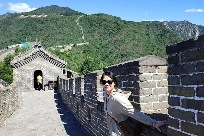 BusDa-Private Day Tours: Forbidden City & Mutianyu Great Wall - What the private guide adds