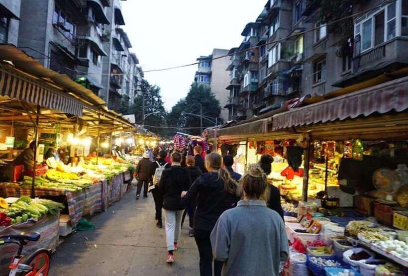 Chengdu: Cooking Class with Fresh Market Half Day Experience - Eating your own Sichuan meal