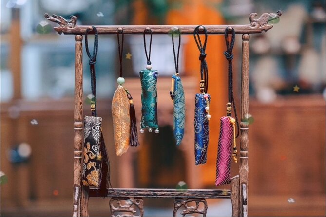 Chengdu-Create your OWN Cultural souvenir-With TEA and Snacks - Price, private format, and overall value