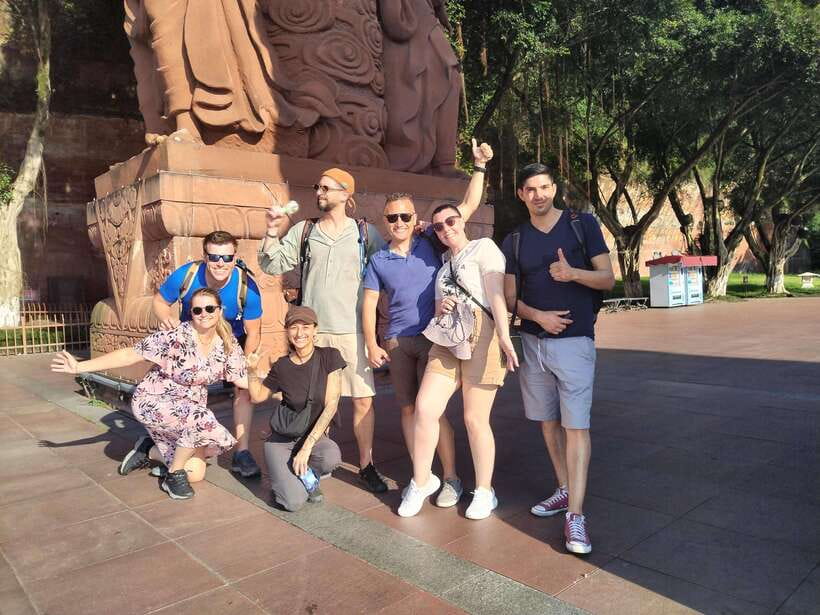 Chengdu: Leshan Grand Buddha Full-Day Private Trip - Arriving at Leshan around noon