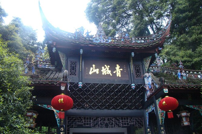 Chengdu: Mt. Qingcheng and Dujiangyan Private Full Day Tour - Why these two sites make a strong Chengdu day trip