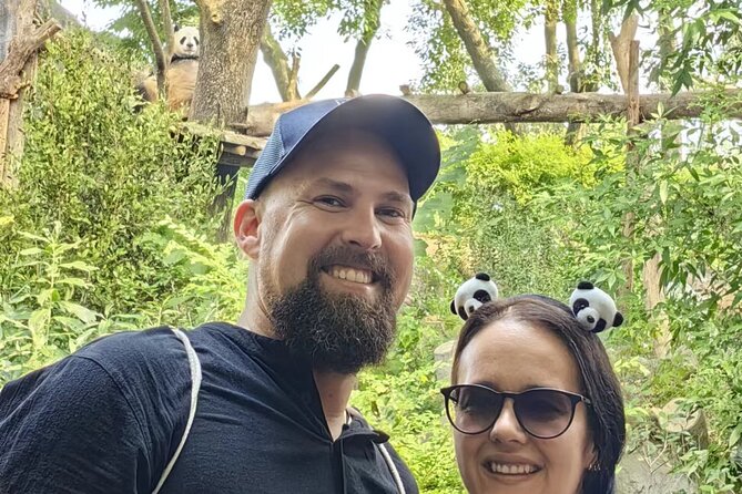 Chengdu Panda Research Base Tickets And Optional Private Tour - Why the private guide changes the experience