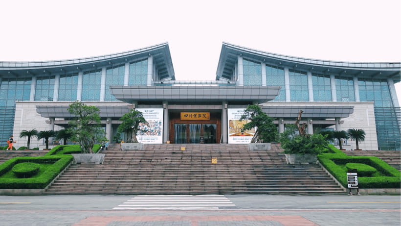 Chengdu: Sichuan Museum - Cultural and Historical Heritage - Tibetan Thangka paintings and Sichuan’s wider cultural reach