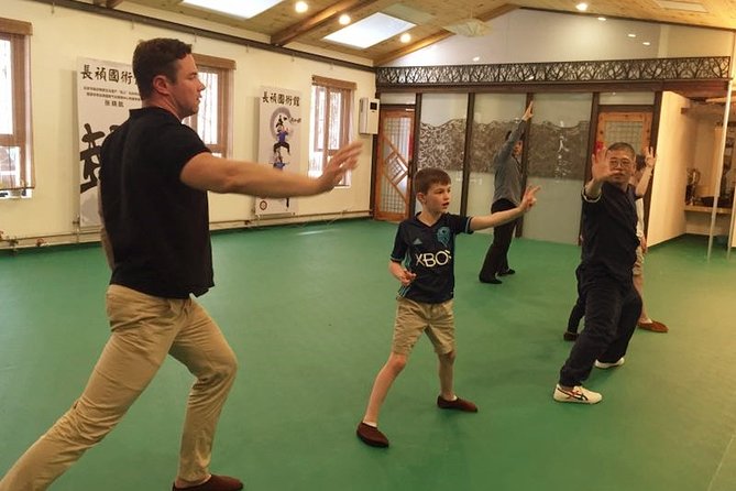 Chinese Kung Fu Experience Class in Beijing - The five-stance fist form