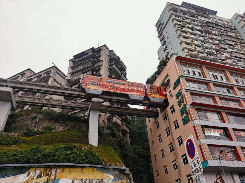 Chongqing: 1-day Essential Guided City Tour without Car - Kuixinglou and the city built on different levels