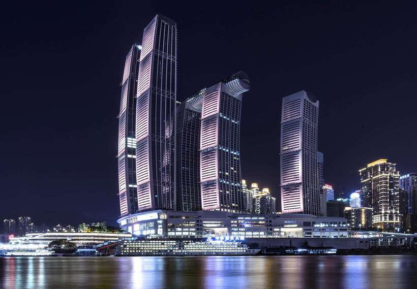 Chongqing: 1-day Essential Guided City Tour without Car - Raffles City and the modern waterfront side