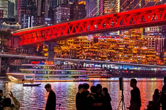 Chongqing Food Exploration, Old Town & Magic Night Views - Jiangbeizui delivers the big night view