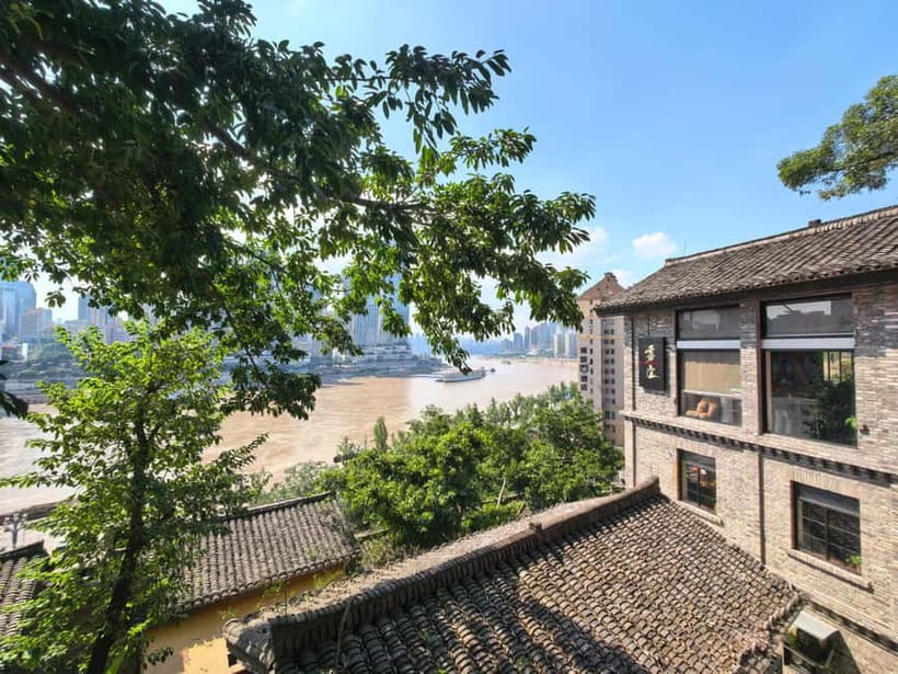 Chongqing: Historical Blocks, Temple, and Mountain Tour - Starting at Longmenhao Old Street
