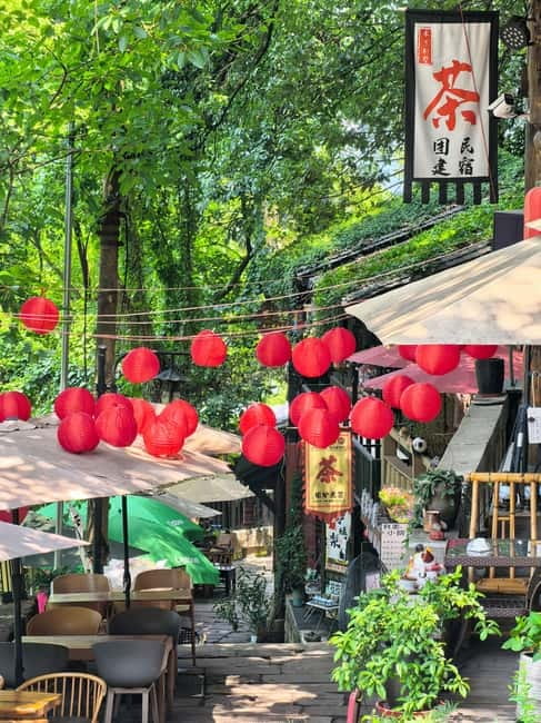 Chongqing: Historical Blocks, Temple, and Mountain Tour - Practical tips before you go
