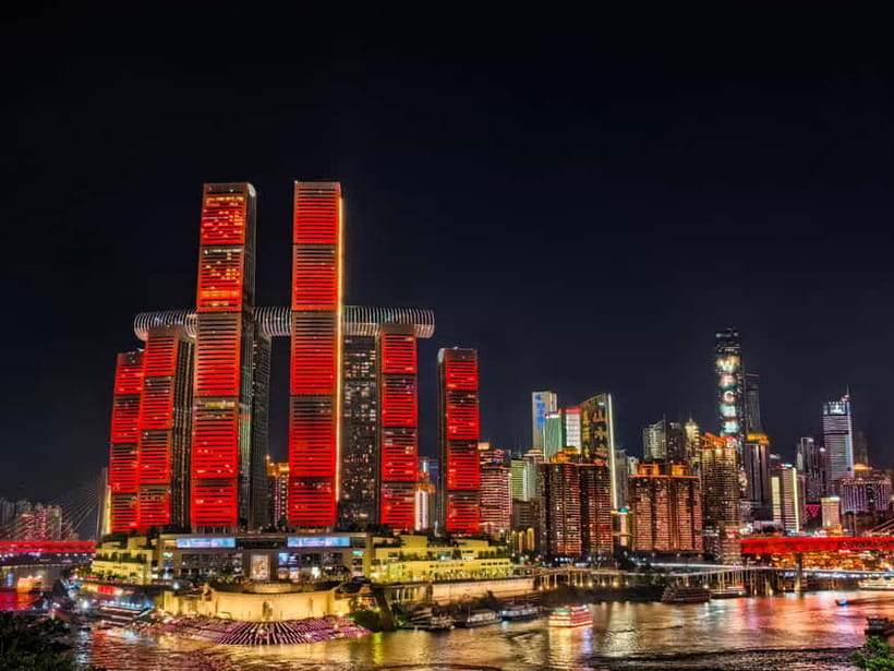Chongqing: Magic Night View and Secret Viewing Spots Tour - Longmenhao Old Street brings the evening down to street level