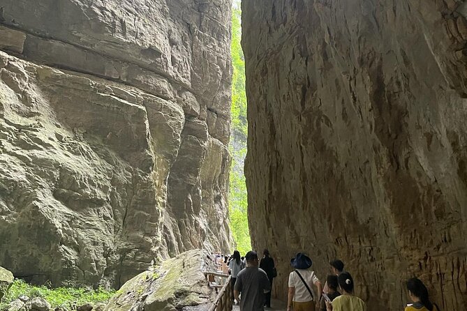 Chongqing Private Day Tour to Wulong Karst National Geology Park - Down into the Tiankeng sinkhole