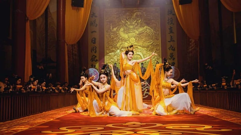 Chongqing: Qingyu Banquet Experience with Show and Dinner - Bayu Flavors with a Sichuan Base